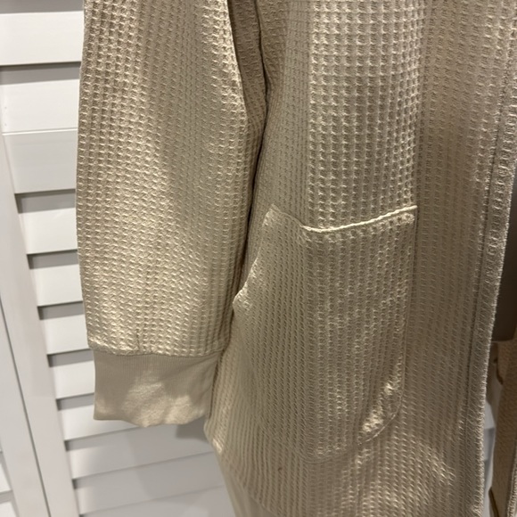 Belle by Kim Gravel NWOT Oversized Waffle Open Hoodie Cardigan, soft and comfy. - Picture 3 of 8